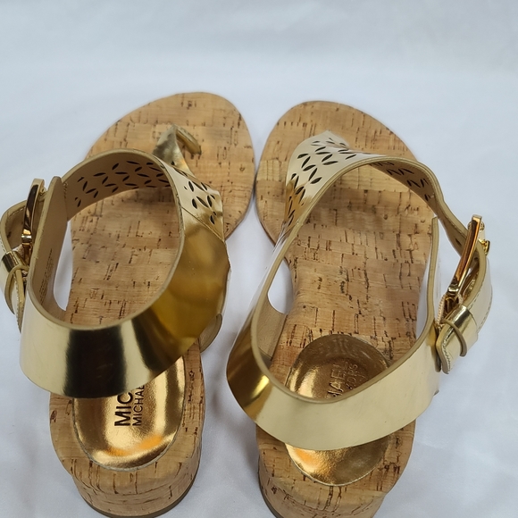 Michael Kors  London Thong Sandals - Picture 2 of 5